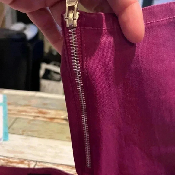 Bebe Vintage Pink Zipper Pants 26 - Picture 4 of 6
